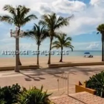 Oceanfront Hotel with Restaurant