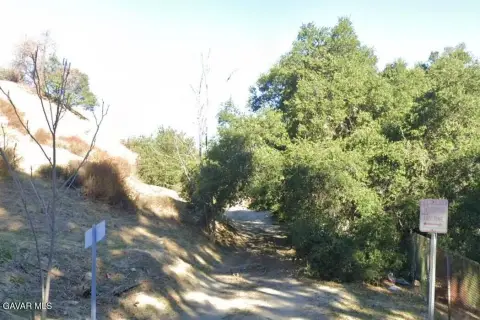Residential Lot in Tujunga, CA