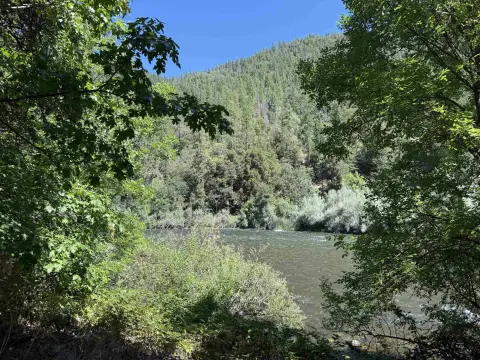 Waterfront Land with Klamath River Frontage
