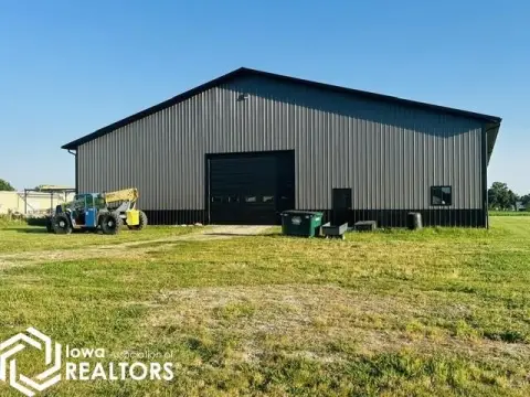 Metal Warehouse with Overhead Doors