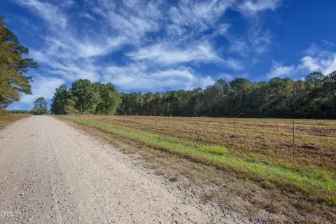 31 Acres Prime Land