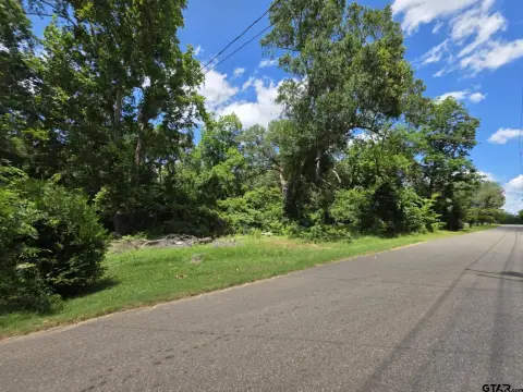 Rusk Buildable Lot Near Creek