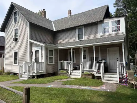 Duplex with Garage