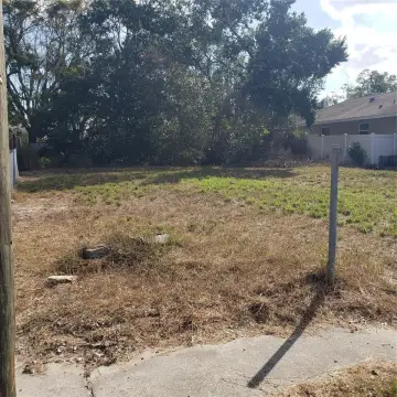 Residential Lot in Tarpon Springs