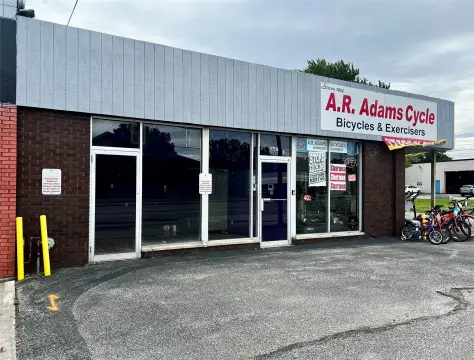 Storefront Property with Rear Parking