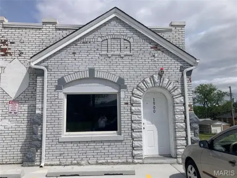 Retail/Office Space on High-Traffic Street