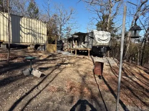 Unrestricted Land with Modern RV