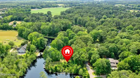 Canal-Front Waterfront Land