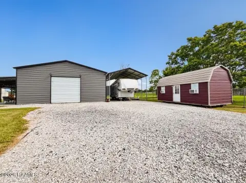 Flex Space with Metal Building