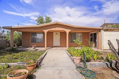 Two-Unit Residential Income Duplex