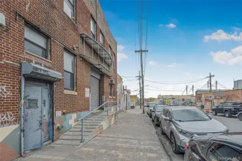 Brooklyn Warehouse with Vacant Lot