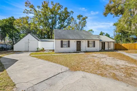 Cash-Flowing Triplex Investment