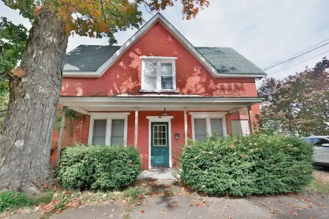 Two-Unit Duplex with Laundry Hookups