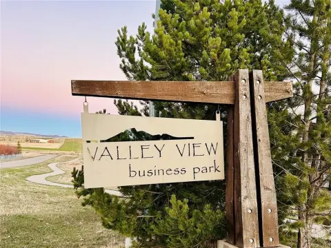 Commercial Lot in Valley View