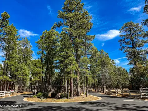Lakeside Land in Mountain Gate