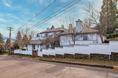 Ashland Duplex: Investment or Owner-Occupancy