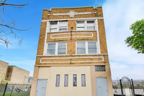 Chicago Triplex For Sale
