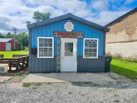 Restaurant Building with Equipment