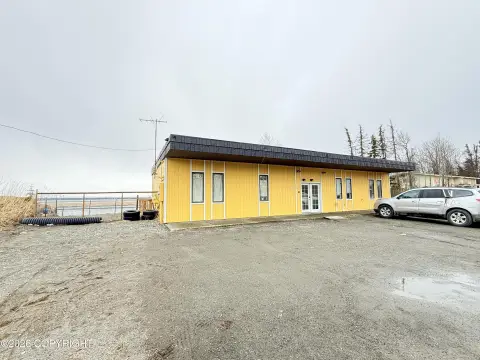 Duplex with Shared Laundry