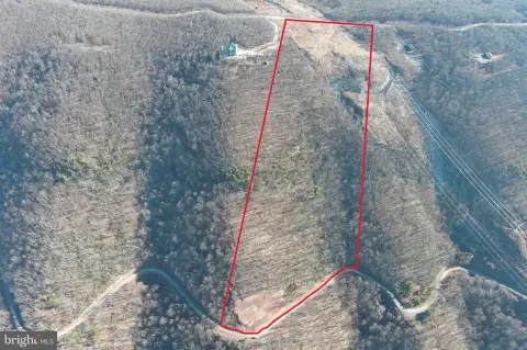 20-Acre Mountain Retreat Ready