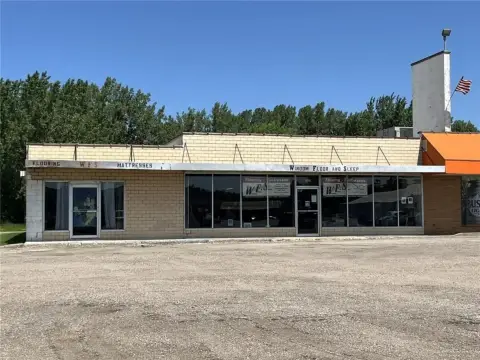 Highway Commercial Building with Cannabis Permit