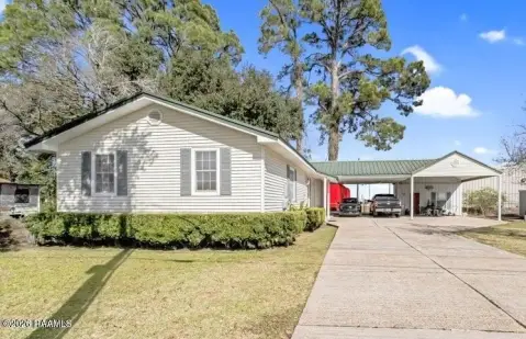 Commercial Land in Lafayette, LA