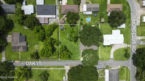 Oak Street Land in Scott