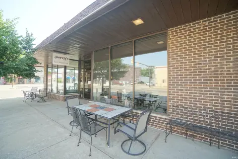 Turnkey Restaurant with Multiple Income