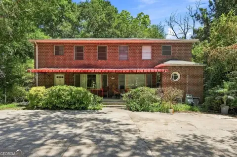 Side-by-Side Duplex with Parking