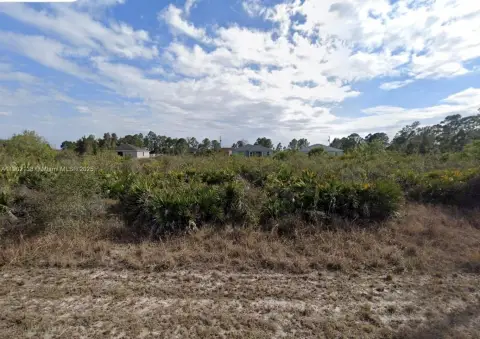 Lehigh Acres Oversized Lot