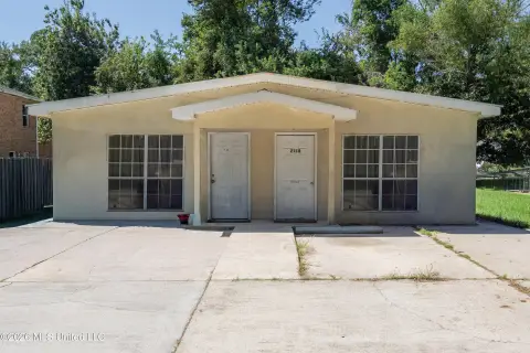Two-Unit Duplex with Ceramic Tile