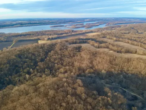 Illinois City Farm and Estate