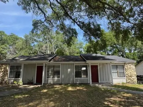 Duplex in Tallahassee, Florida