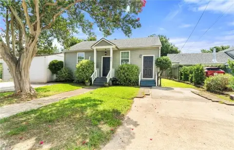 Two-Unit Cottage Duplex