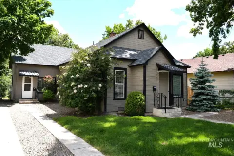Remodeled Duplex with RV Parking