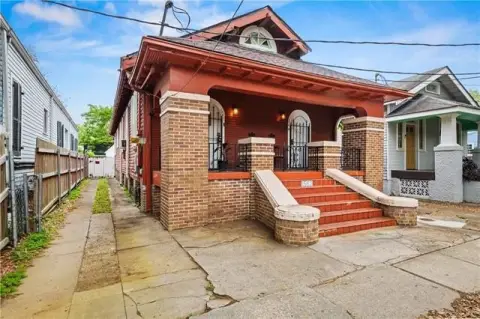 Income-Producing Duplex Near Fair Grounds