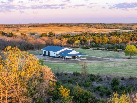 Hunting Ranch with Barndominium