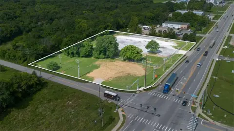 Fenced Light Industrial Land Lease