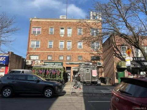 Mixed-Use Buildings with Food Facility