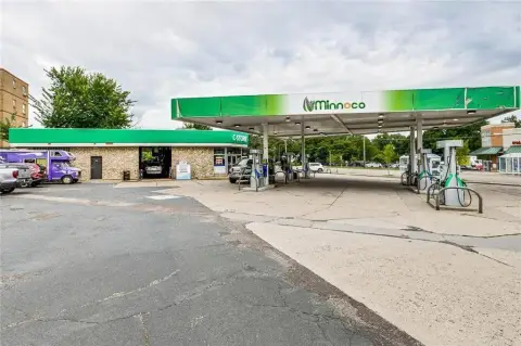 Saint Paul Gas Station Opportunity