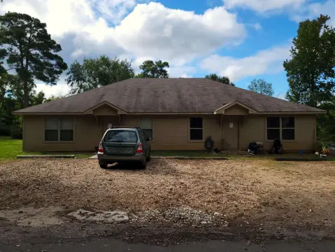 Duplex with Fenced Yards