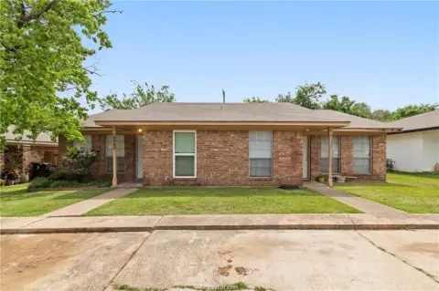 Leased Duplex with Private Yards