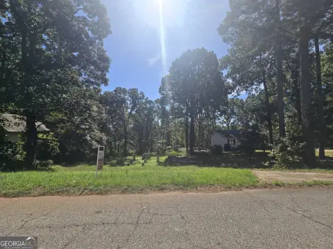 Residential Land in Stockbridge, GA