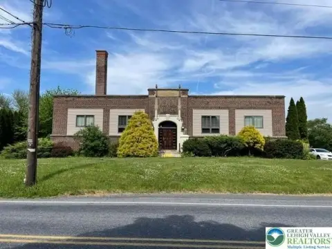 Repurposable School Building