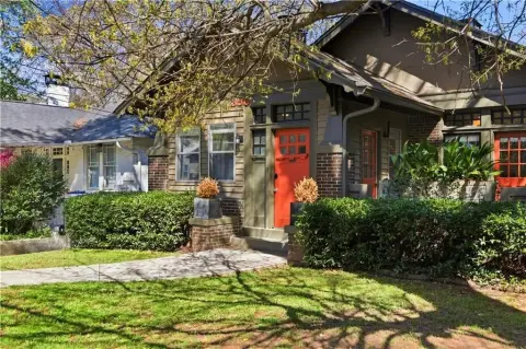 Midtown Triplex: Turn-Key Investment