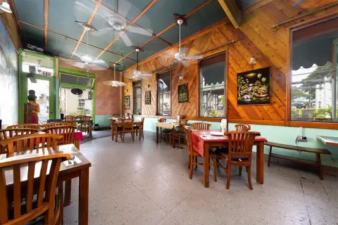 Furnished Restaurant with Full Kitchen
