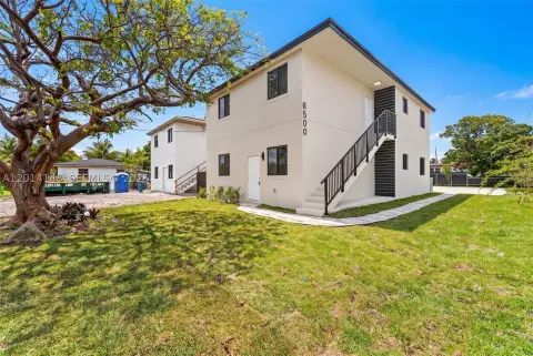 New Construction Duplex with Parking