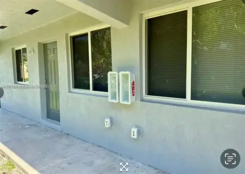 Renovated Income-Generating Fourplex in Miami