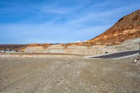Residential Land with Mountain Views
