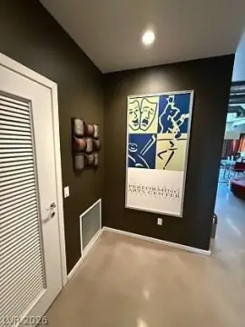 Las Vegas High-Rise Residence